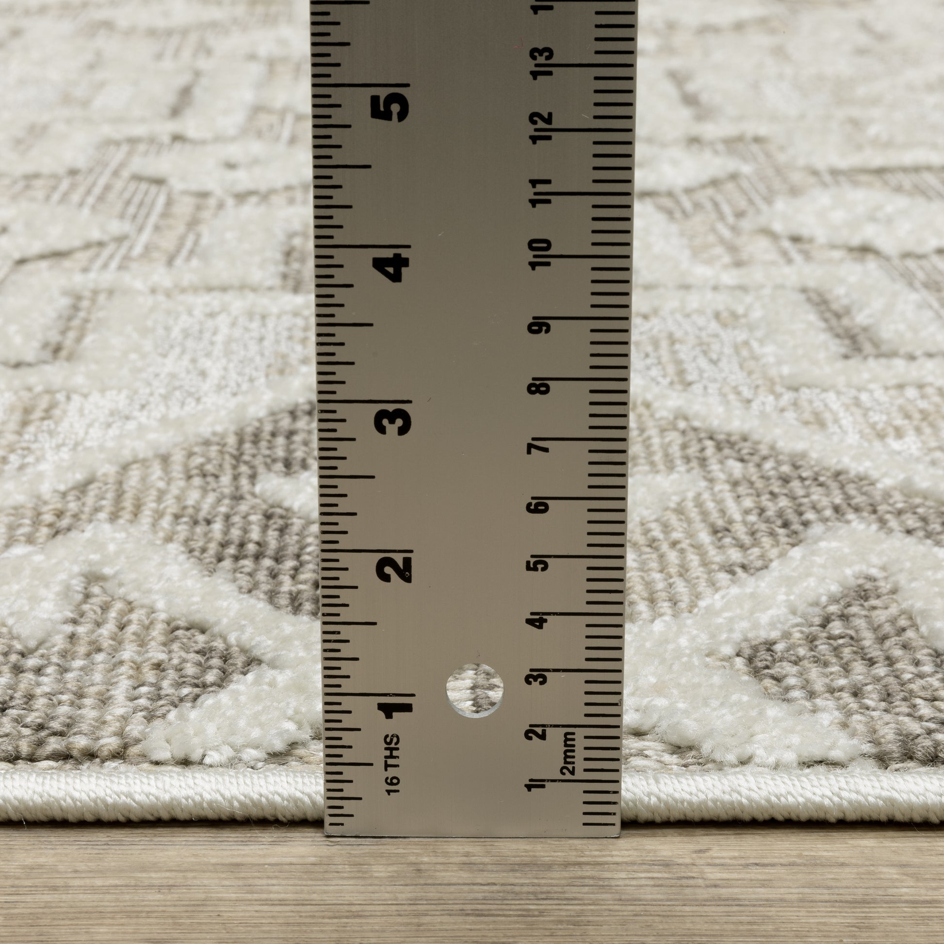 Tangier Medallion Beige/ Brown Border Mixed Pile Rug