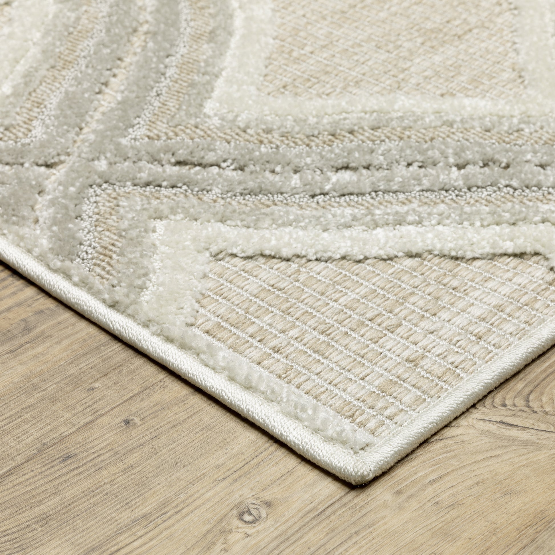 Tangier TAN04 Grey Lattice Rug