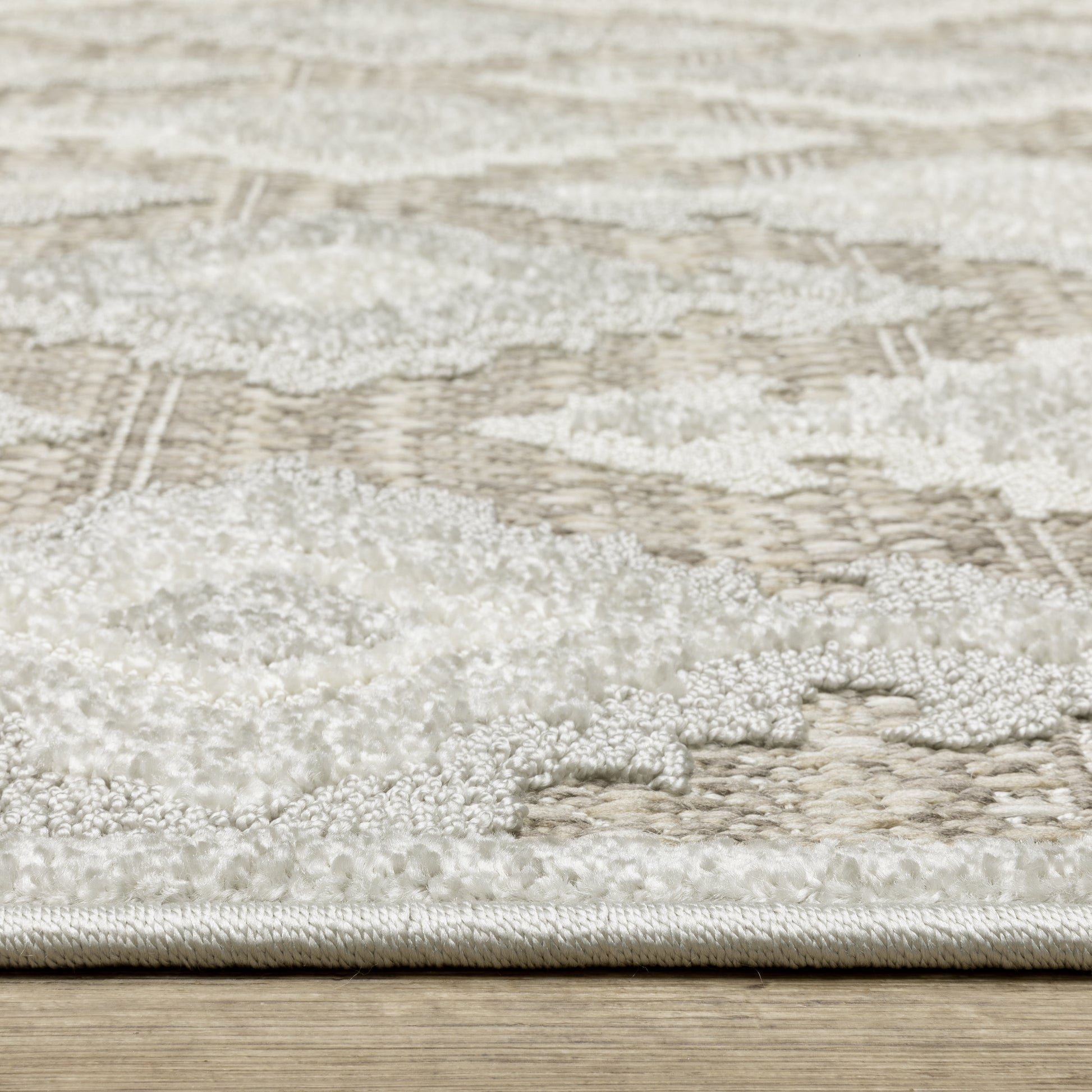 Tangier Ikat Beige/ Grey Lattice Mixed Pile Rug