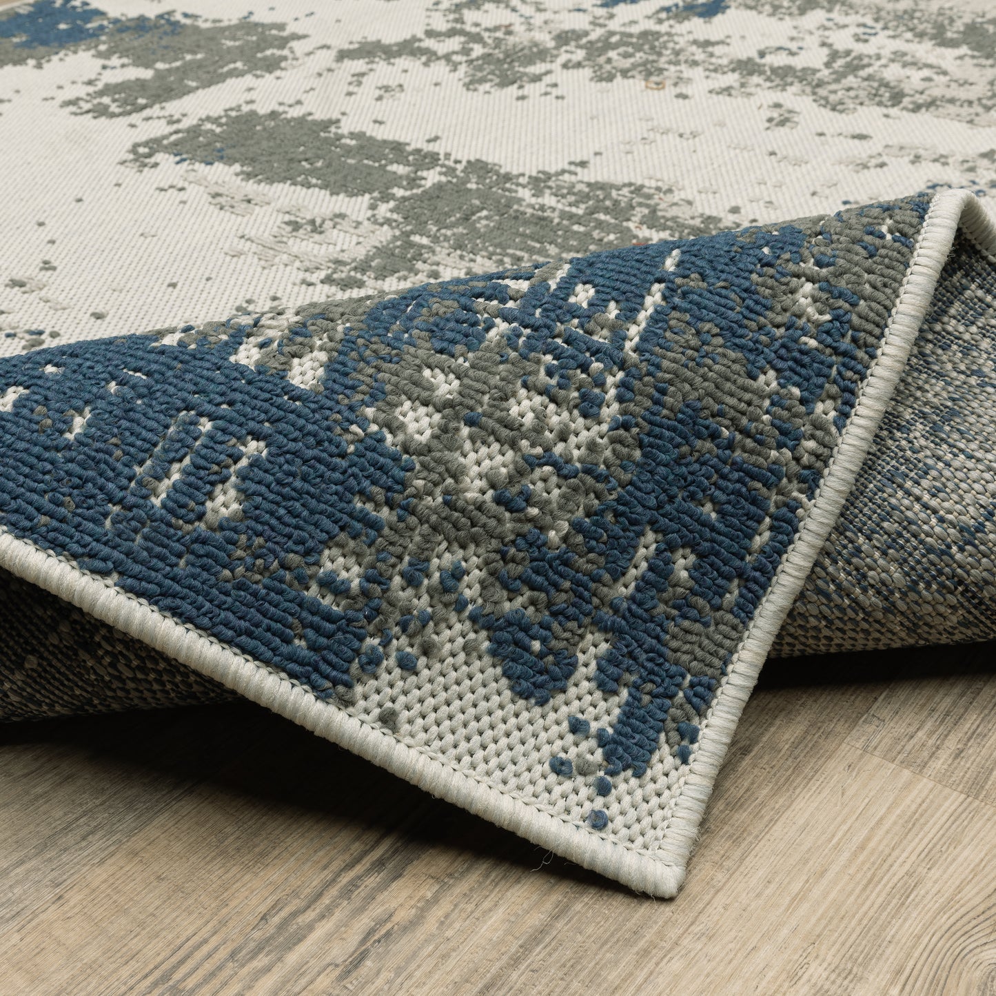 Torrey Outdoor Beige/ Blue Abstract Loop Pile Rug