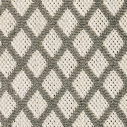 Torrey Outdoor Beige/ Grey Lattice Loop Pile Rug