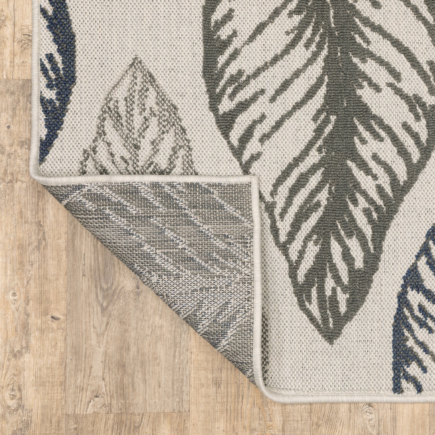 Torrey Outdoor Beige/ Grey Botanical Loop Pile Rug