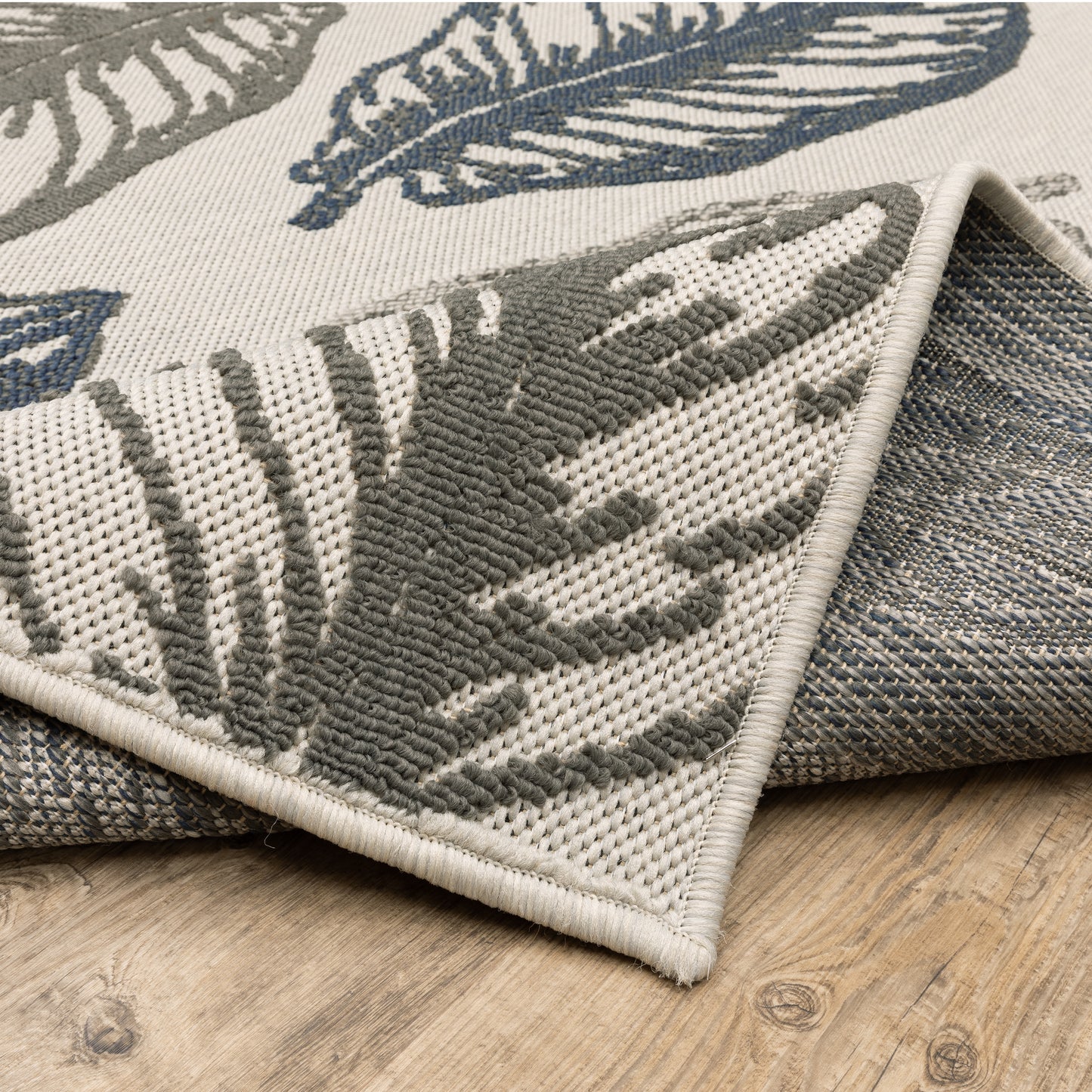 Torrey Outdoor Beige/ Grey Botanical Loop Pile Rug