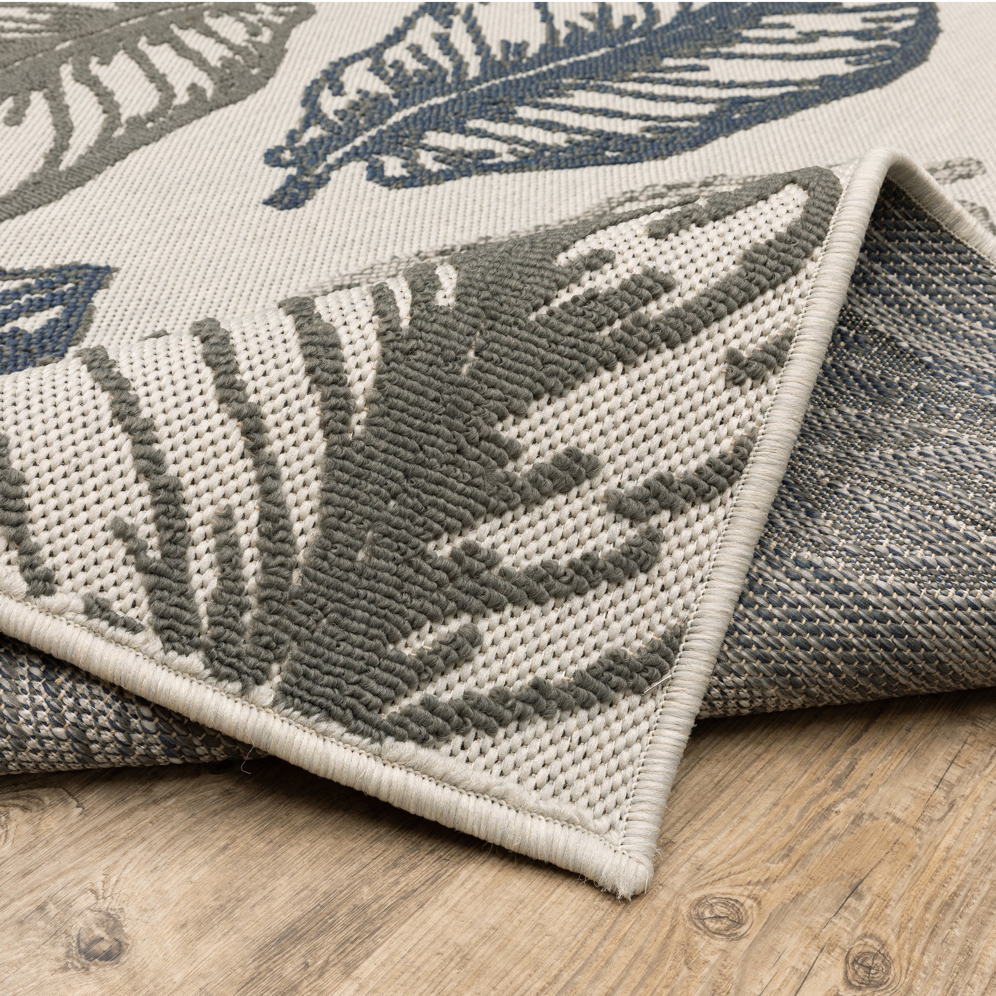 Torrey Outdoor Beige/ Grey Botanical Loop Pile Rug