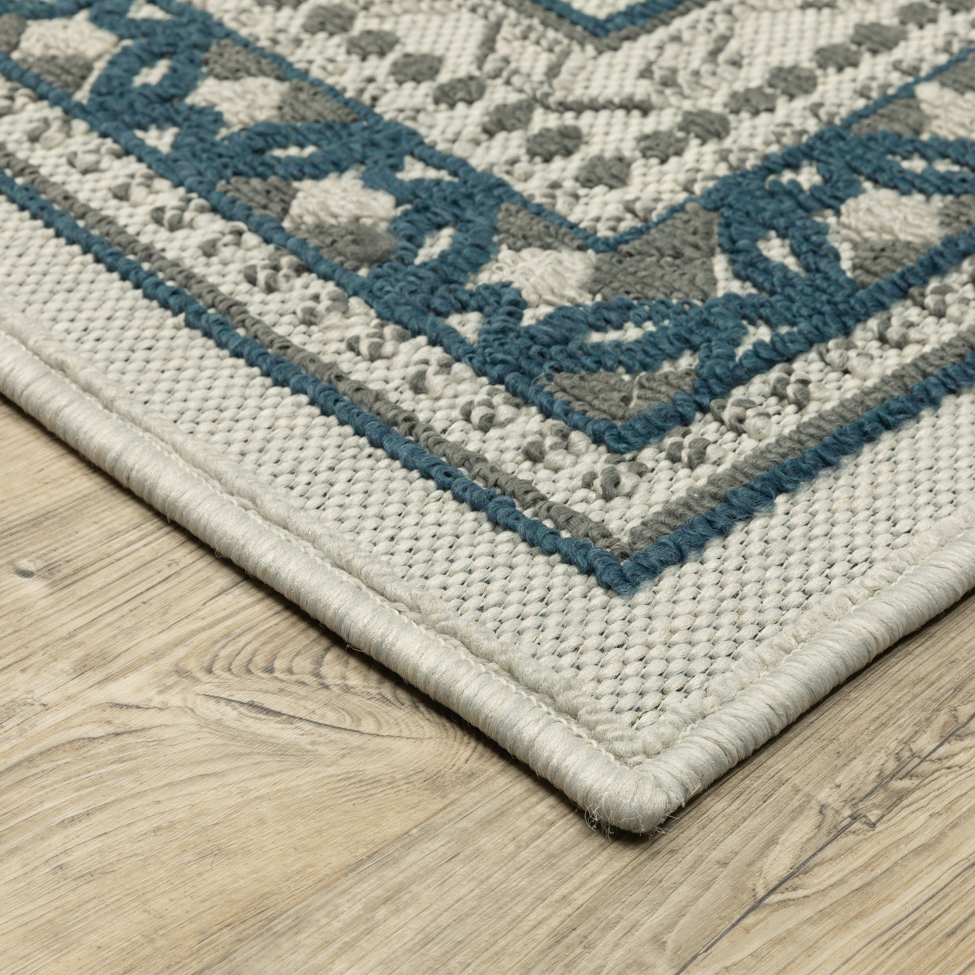 Torrey 8020W Beige Outdoor Rug