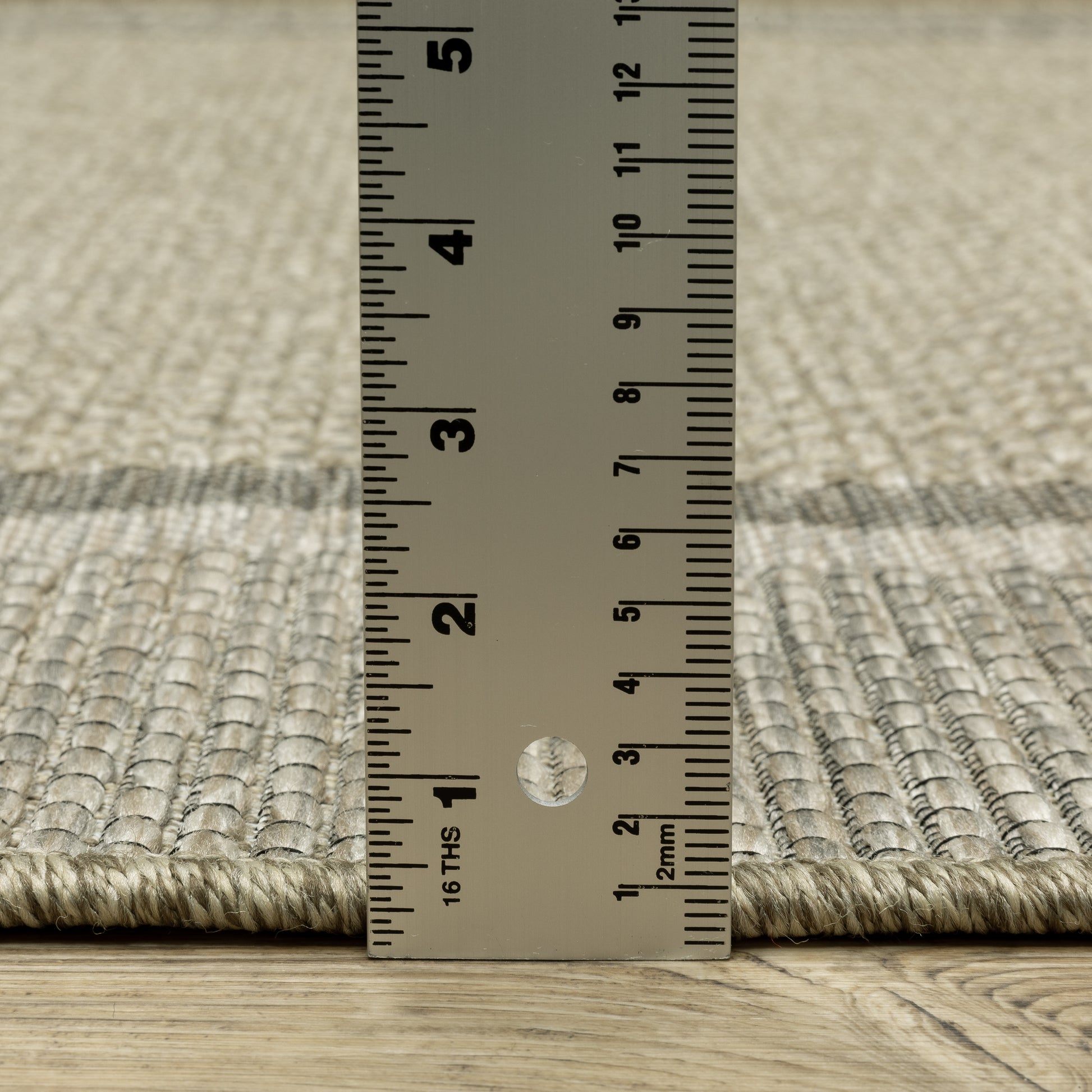 Tortuga Border Beige/ Black Geometric Flat Weave Rug