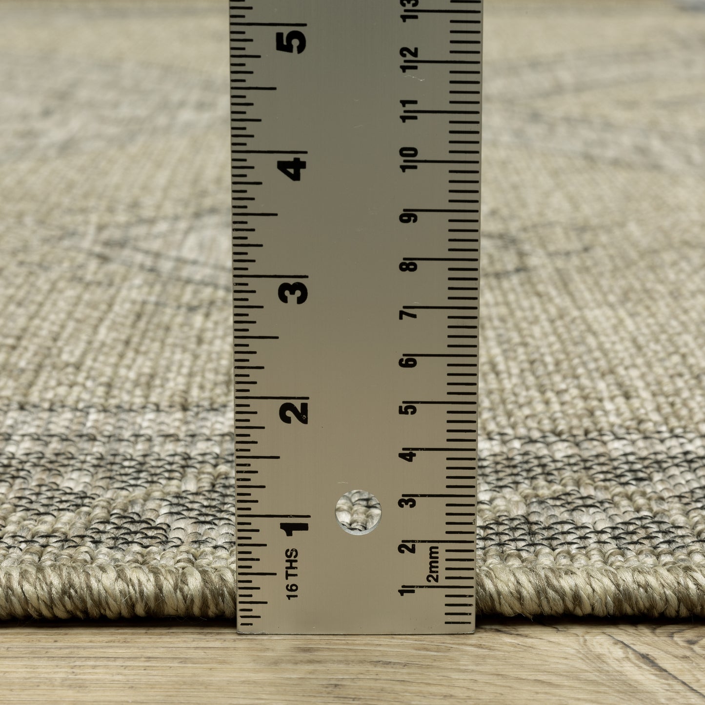 Tortuga Medallion Beige/ Black Geometric Flat Weave Rug