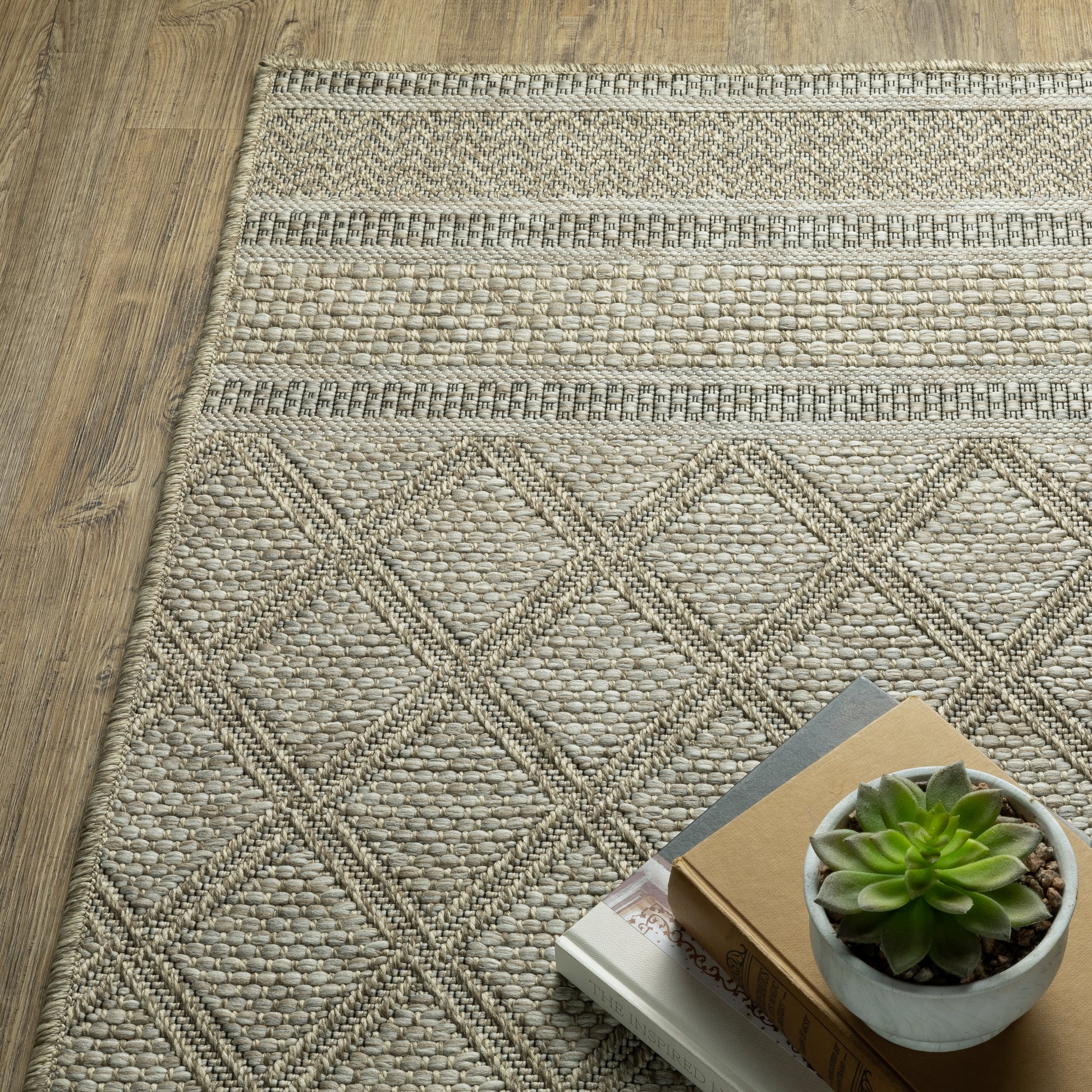 Tortuga Lattice Beige/ Black Stripe Flat Weave Rug