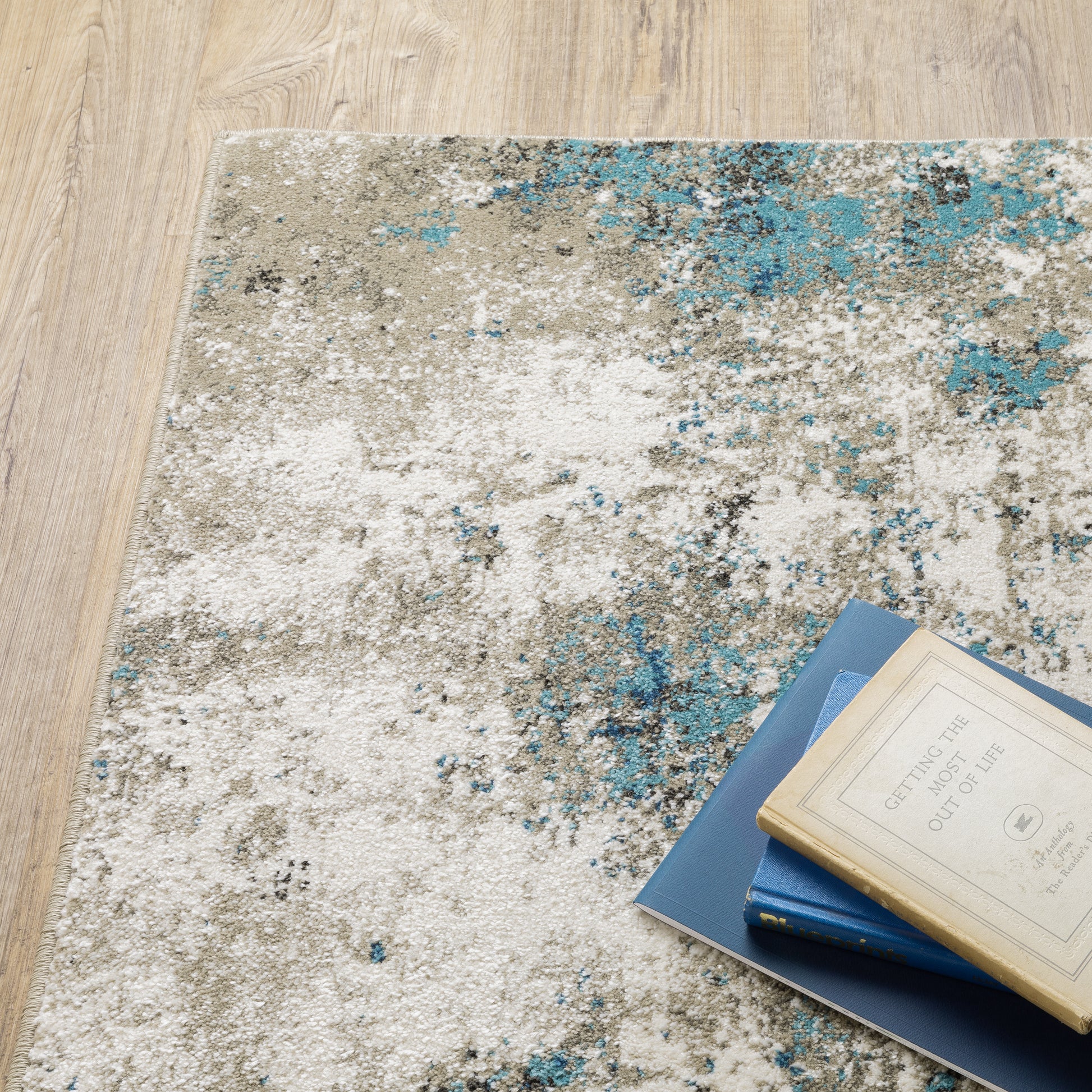 Venice Abstract Blue/ Beige Cut Pile Rug