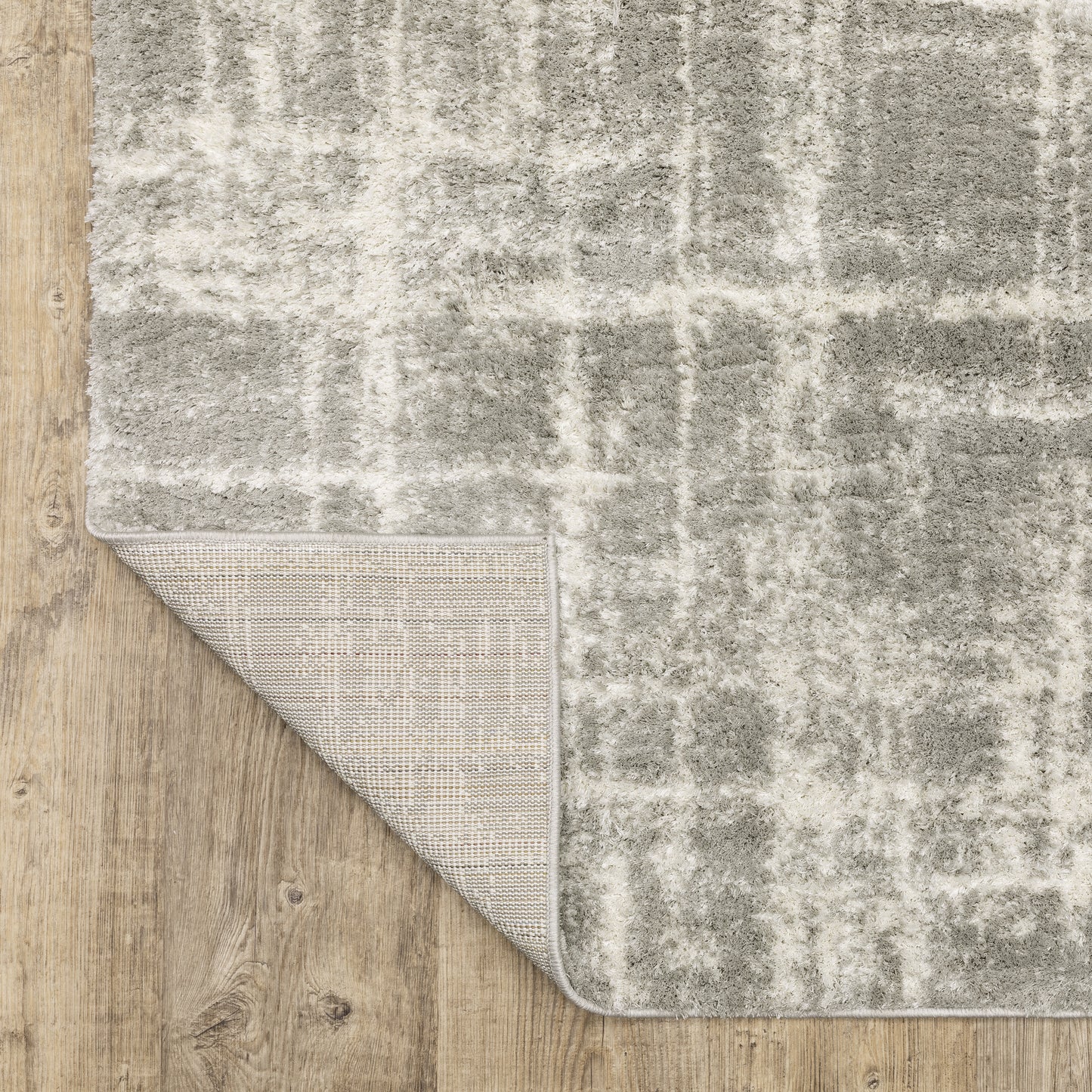 Verona Shag Grey/ Ivory Distressed Cut Pile Rug