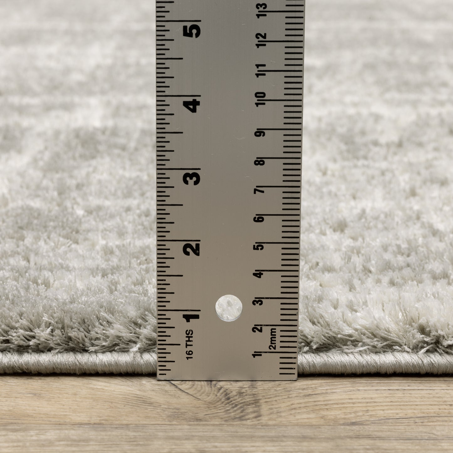 Verona Shag Grey/ Ivory Distressed Cut Pile Rug