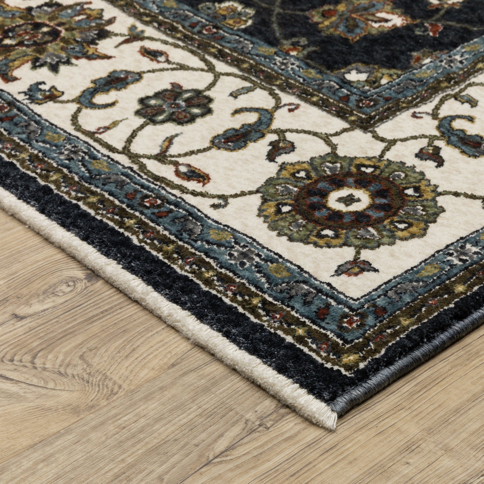 Vivian Oriental Blue/ Ivory Cut Pile Rug