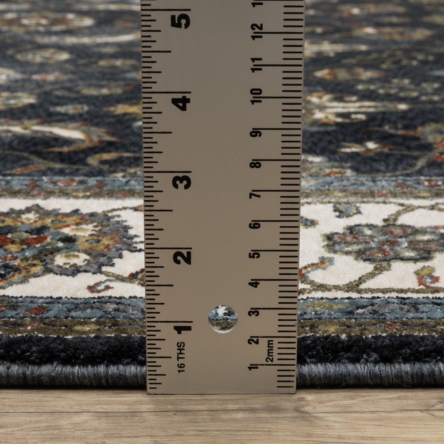 Vivian Oriental Blue/ Ivory Cut Pile Rug