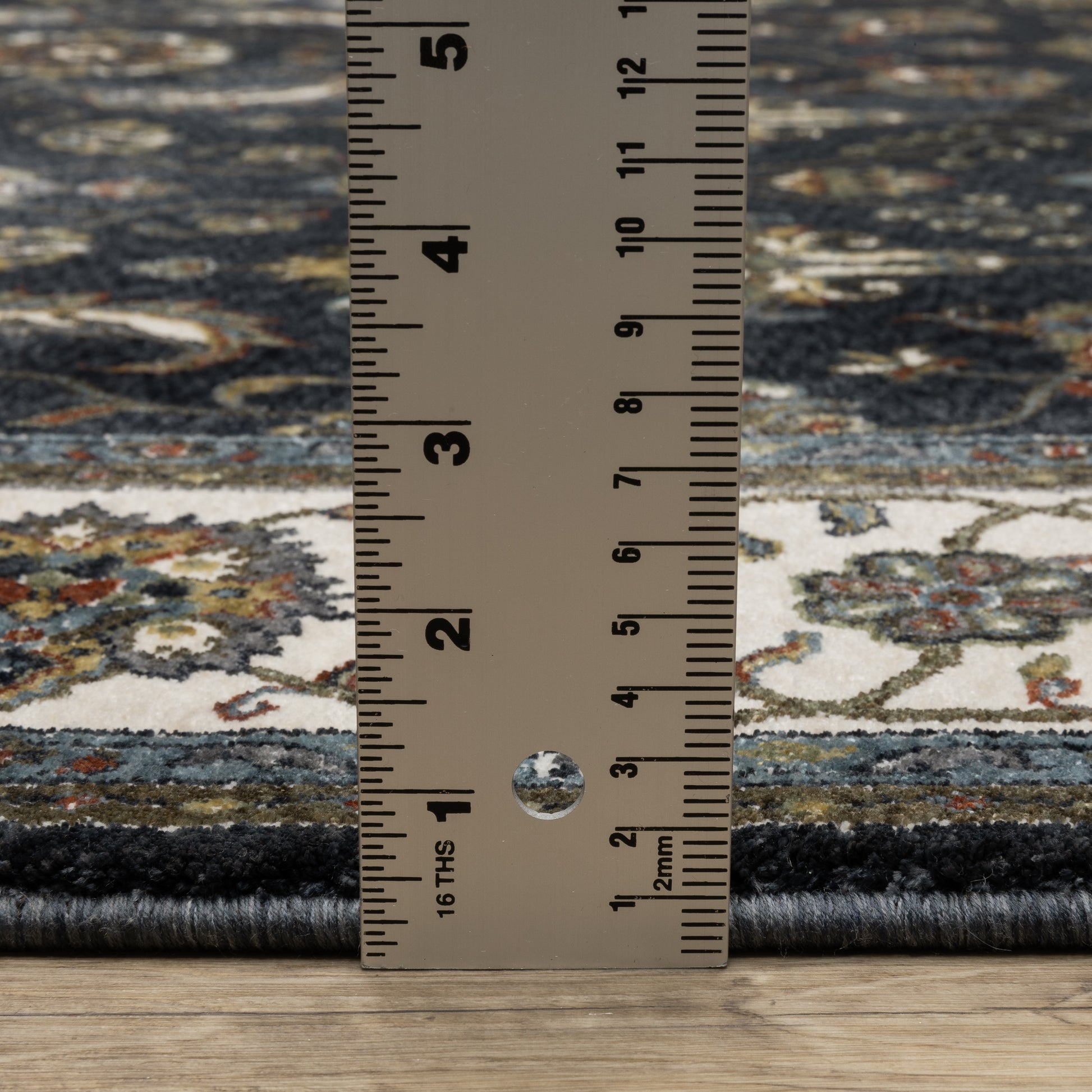 Vivian Oriental Blue/ Ivory Cut Pile Rug