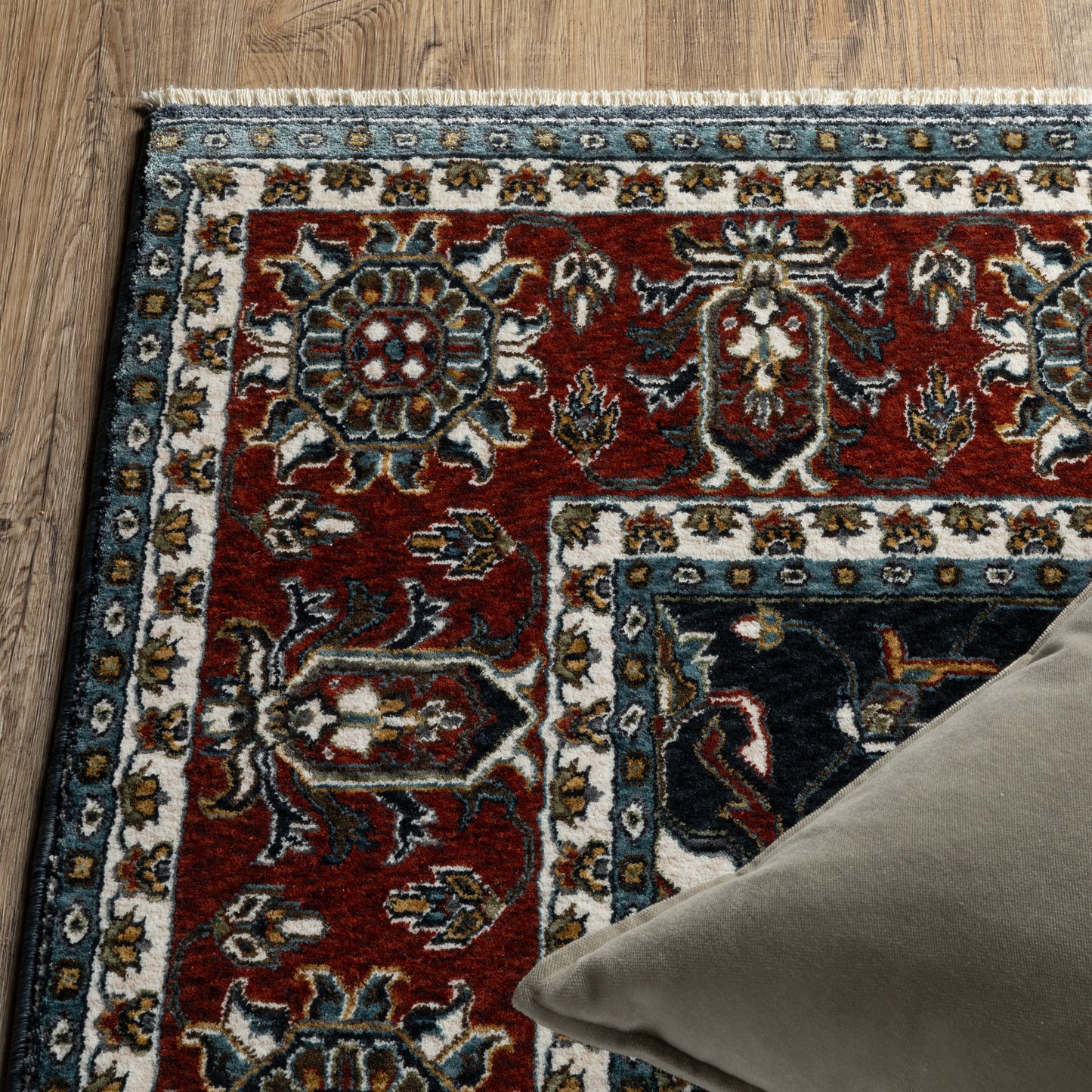 Vivian Oriental Navy/ Red Cut Pile Rug