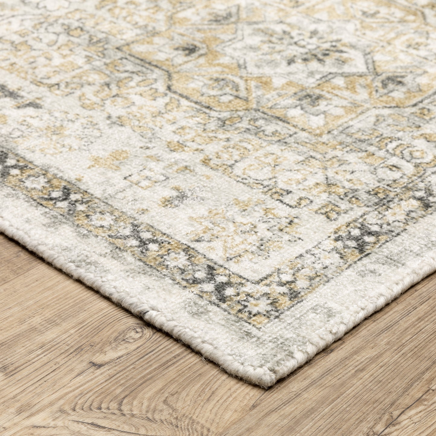 Windham Distressed Grey/ Gold Medallion Cut Pile Rug