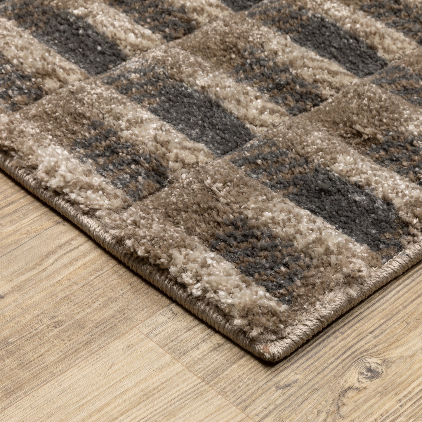 Wonder Geometric Brown/ Beige Cut Pile Rug