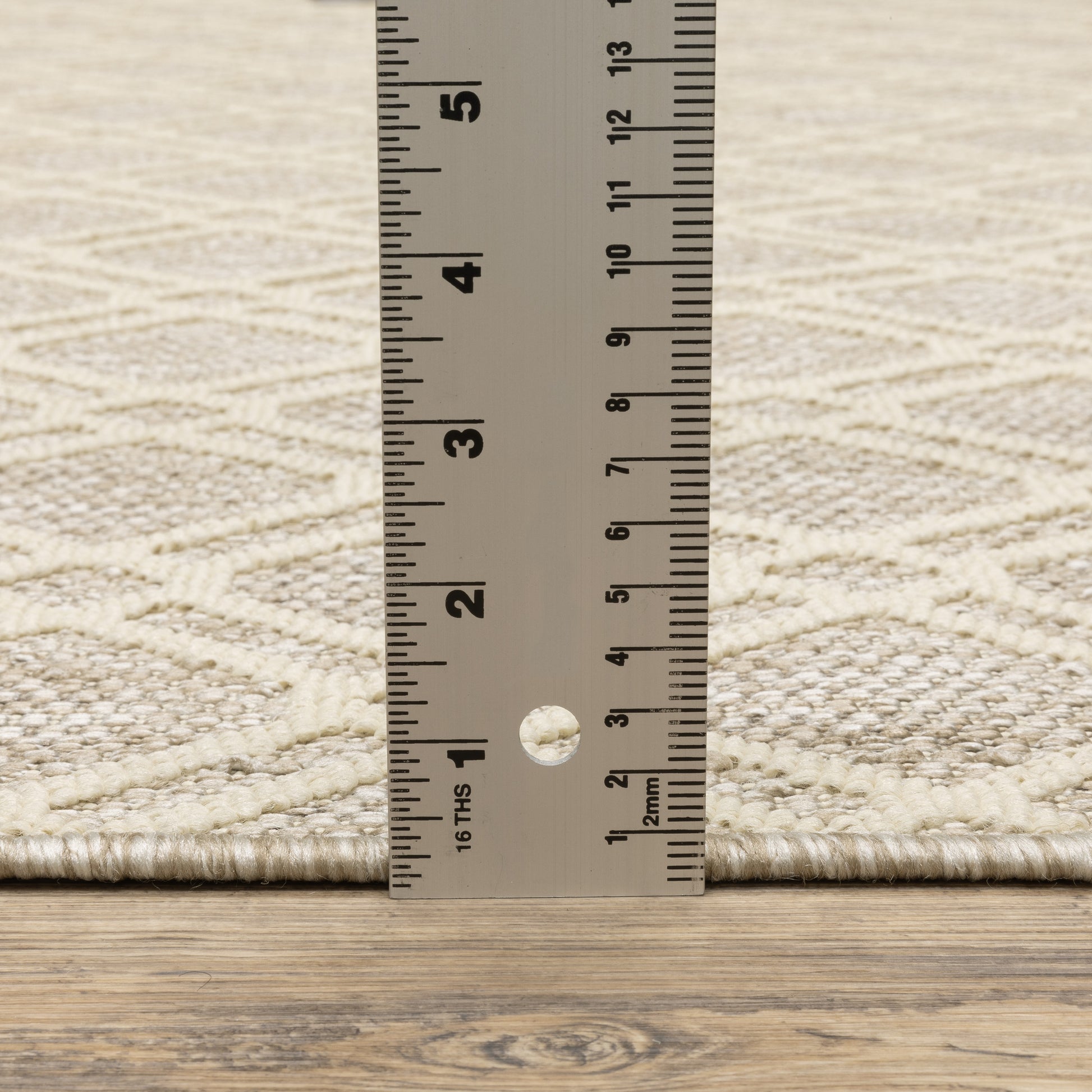 Zarina Lattice Ivory/ Beige Flat Weave Rug
