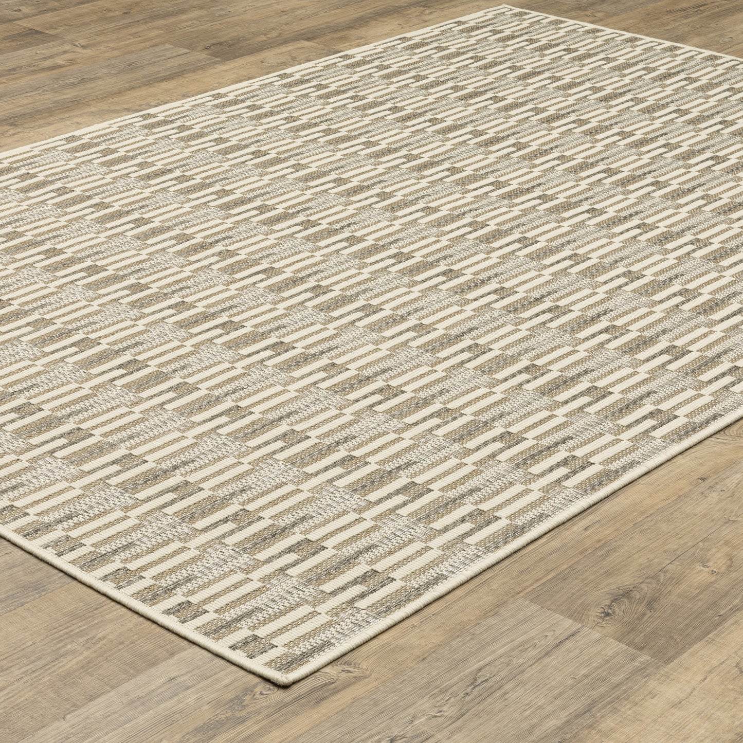 Zarina Geometric Beige/ Ivory Flat Weave Rug