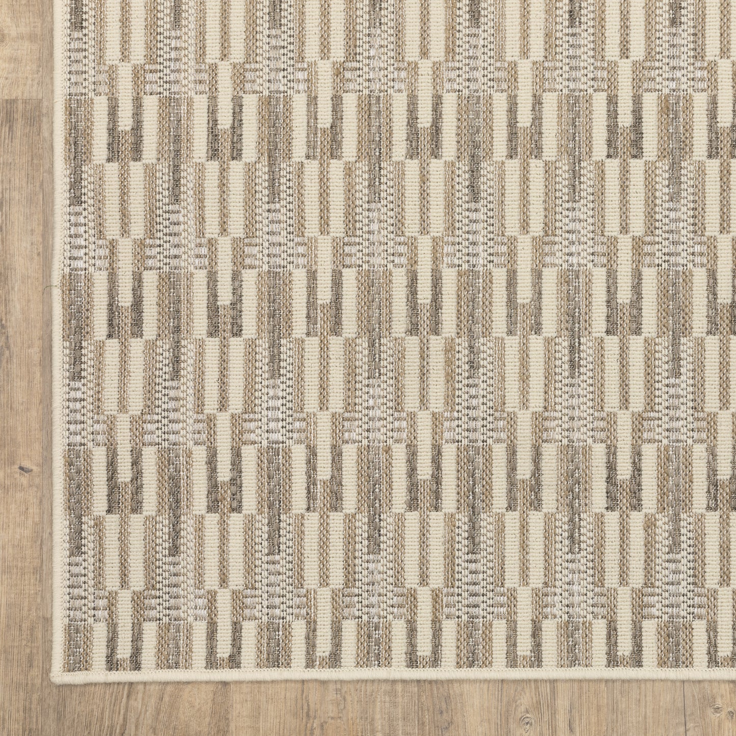 Zarina Geometric Beige/ Ivory Flat Weave Rug