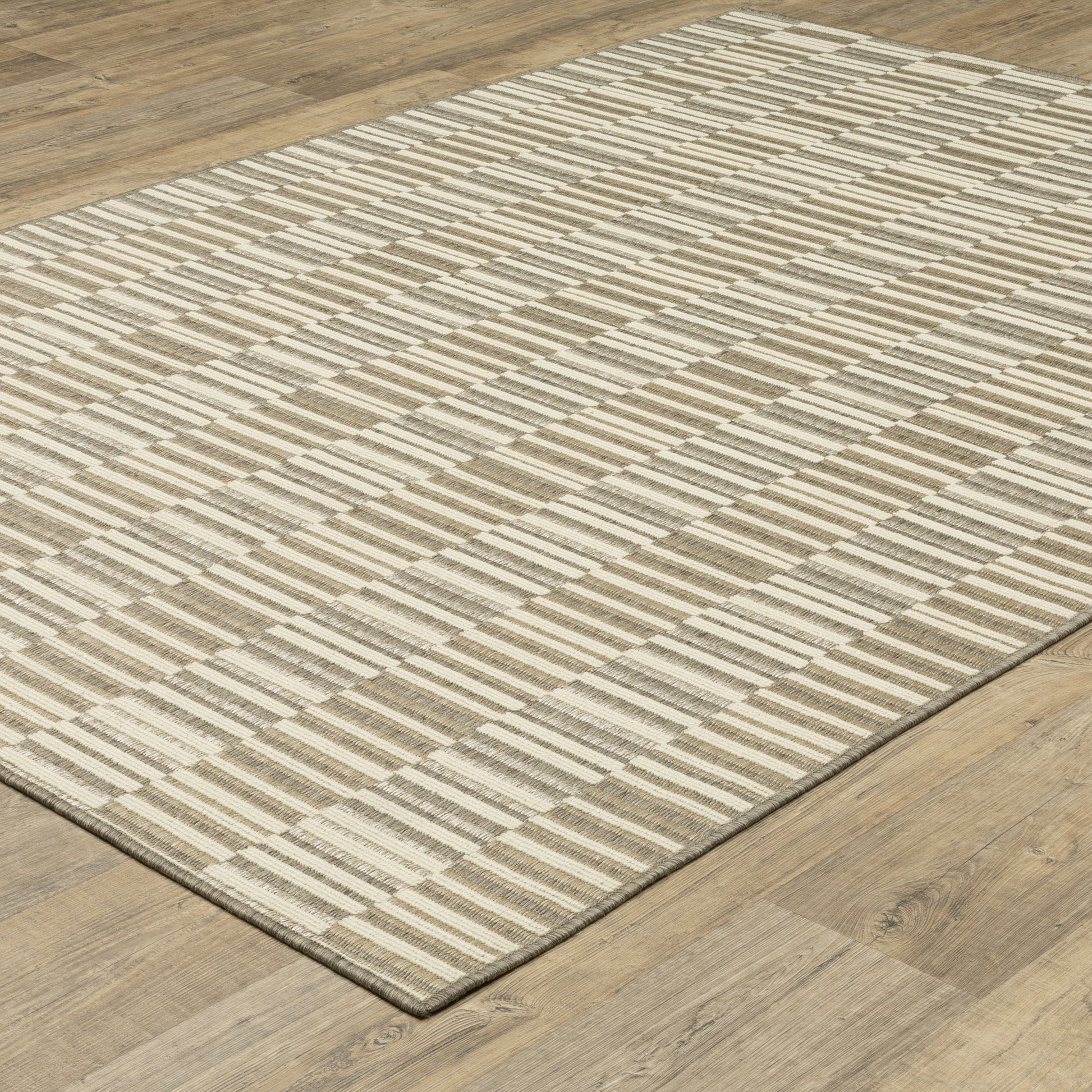 Zarina Stripe Beige/ Ivory Geometric Flat Weave Rug